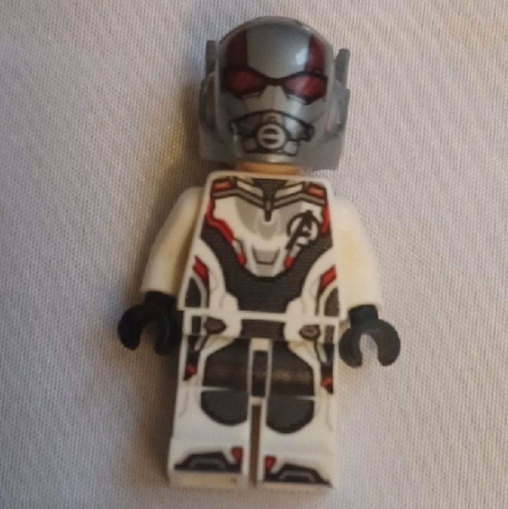 4/$80 Lego Ant-Man Minifigure